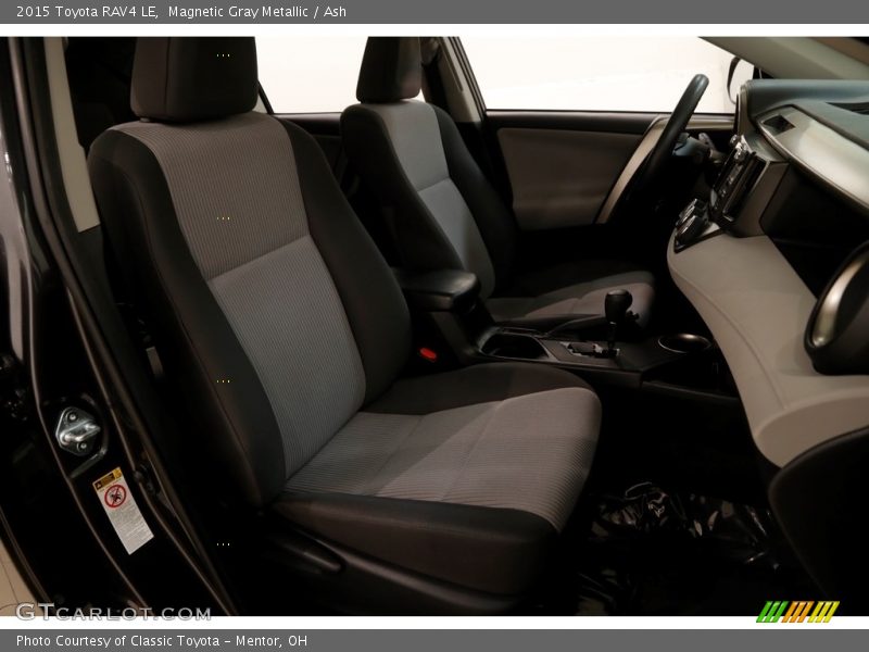 Magnetic Gray Metallic / Ash 2015 Toyota RAV4 LE