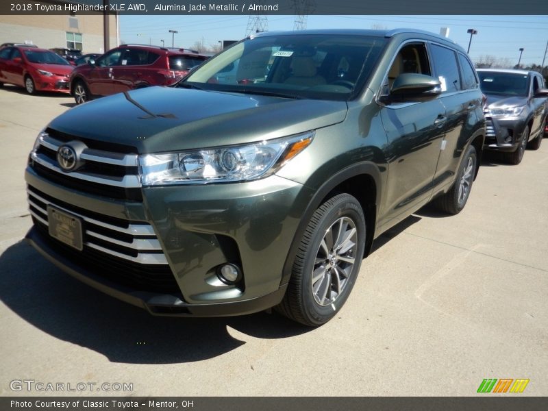Alumina Jade Metallic / Almond 2018 Toyota Highlander XLE AWD
