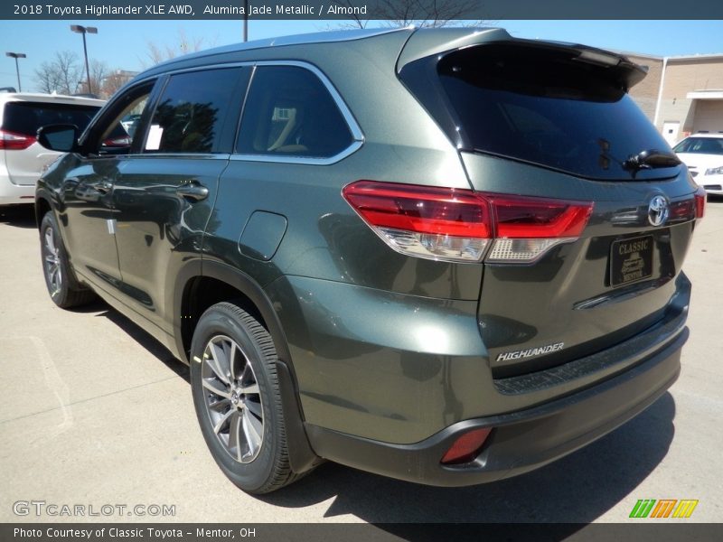 Alumina Jade Metallic / Almond 2018 Toyota Highlander XLE AWD