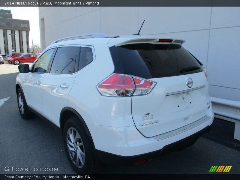 Moonlight White / Almond 2014 Nissan Rogue S AWD
