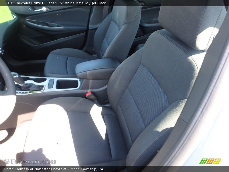 Silver Ice Metallic / Jet Black 2016 Chevrolet Cruze LS Sedan