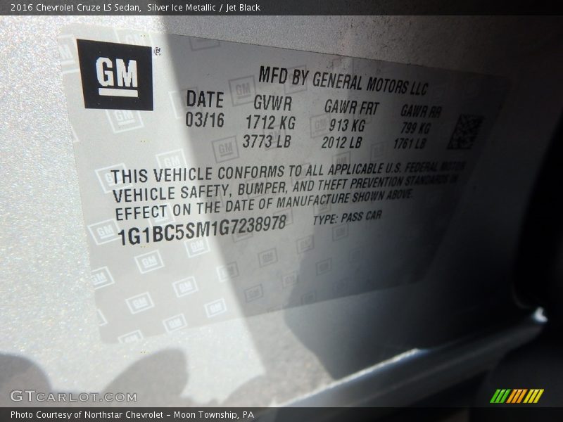 Silver Ice Metallic / Jet Black 2016 Chevrolet Cruze LS Sedan