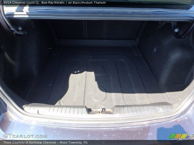 Blue Ray Metallic / Jet Black/Medium Titanium 2014 Chevrolet Cruze LS