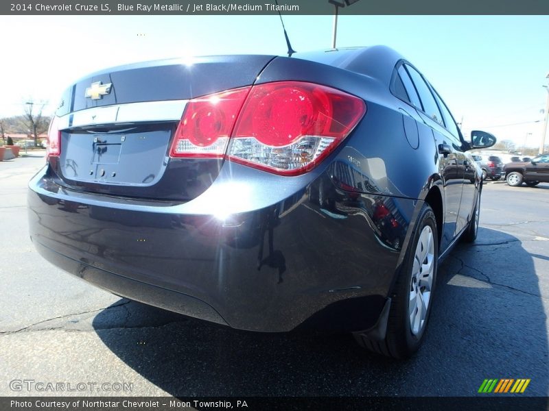 Blue Ray Metallic / Jet Black/Medium Titanium 2014 Chevrolet Cruze LS