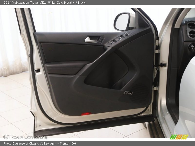 White Gold Metallic / Black 2014 Volkswagen Tiguan SEL