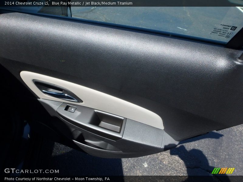 Blue Ray Metallic / Jet Black/Medium Titanium 2014 Chevrolet Cruze LS