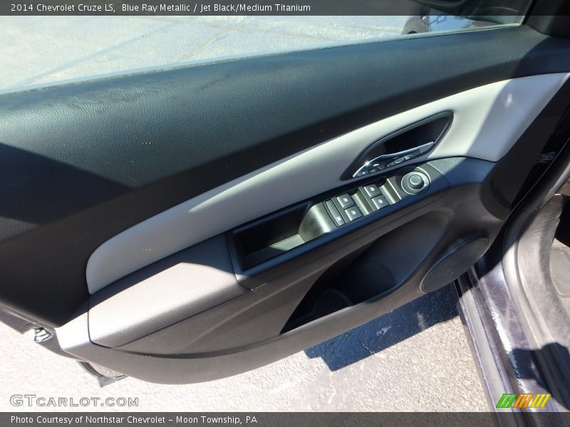 Blue Ray Metallic / Jet Black/Medium Titanium 2014 Chevrolet Cruze LS