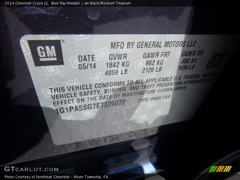 Blue Ray Metallic / Jet Black/Medium Titanium 2014 Chevrolet Cruze LS