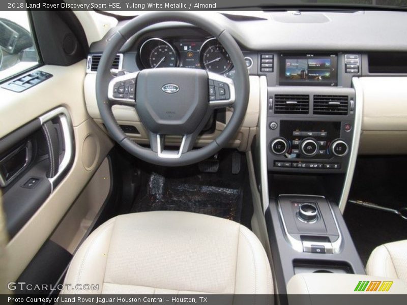 Yulong White Metallic / Almond 2018 Land Rover Discovery Sport HSE