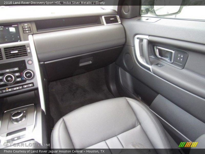 Indus Silver Metallic / Ebony 2018 Land Rover Discovery Sport HSE