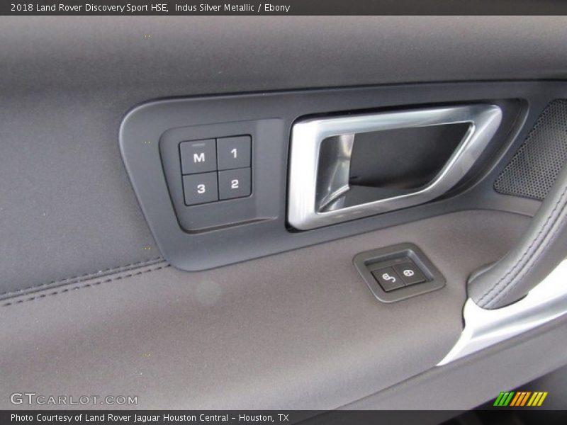 Indus Silver Metallic / Ebony 2018 Land Rover Discovery Sport HSE