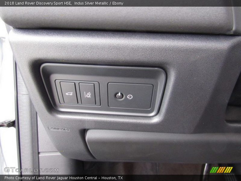 Indus Silver Metallic / Ebony 2018 Land Rover Discovery Sport HSE