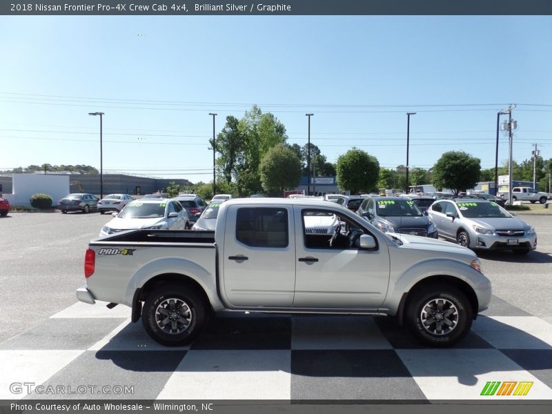 Brilliant Silver / Graphite 2018 Nissan Frontier Pro-4X Crew Cab 4x4