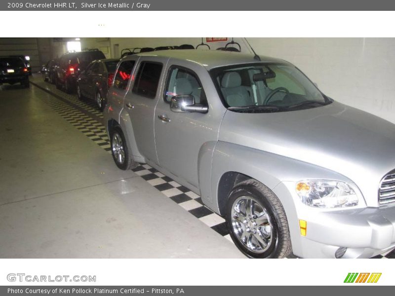 Silver Ice Metallic / Gray 2009 Chevrolet HHR LT