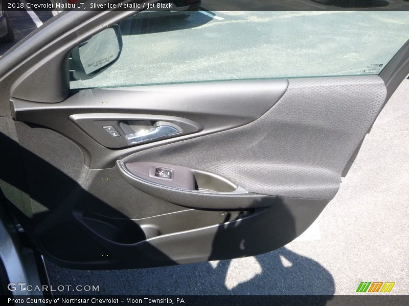 Silver Ice Metallic / Jet Black 2018 Chevrolet Malibu LT