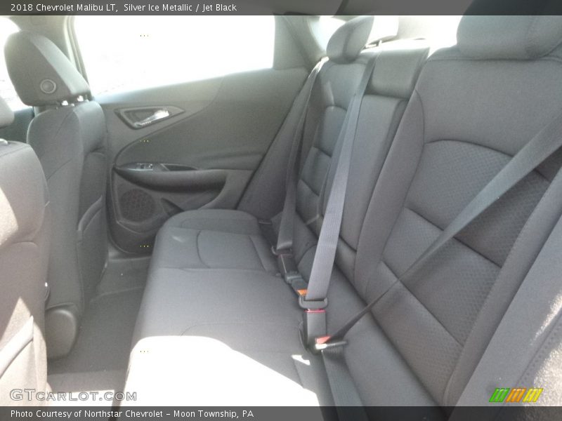 Silver Ice Metallic / Jet Black 2018 Chevrolet Malibu LT