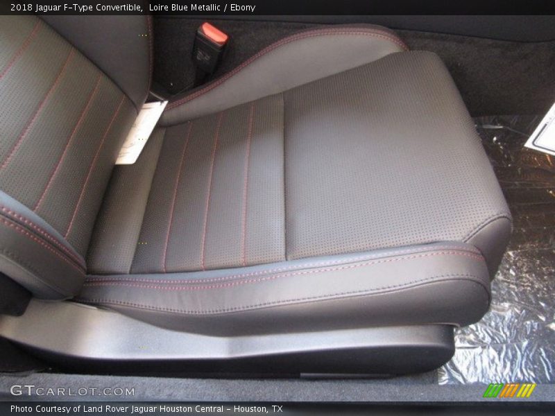 Loire Blue Metallic / Ebony 2018 Jaguar F-Type Convertible