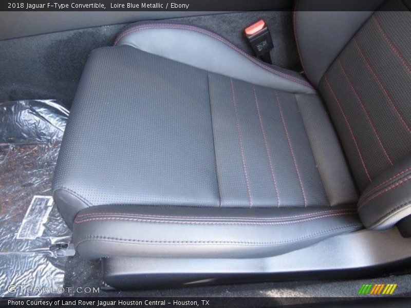 Loire Blue Metallic / Ebony 2018 Jaguar F-Type Convertible