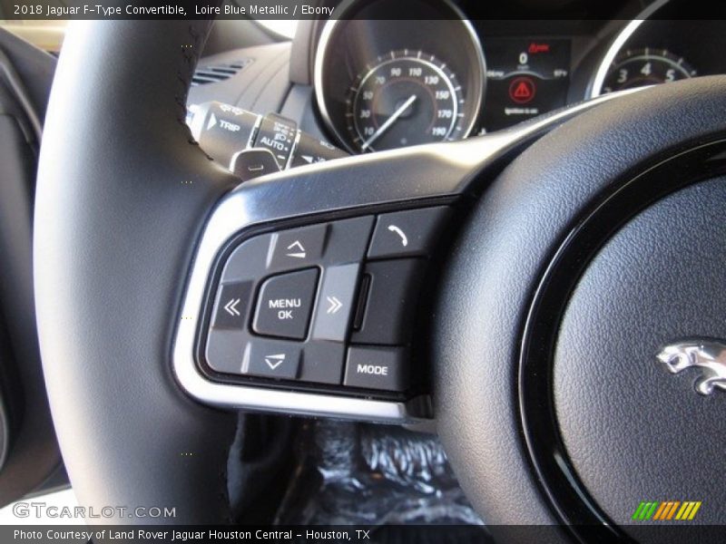 Controls of 2018 F-Type Convertible