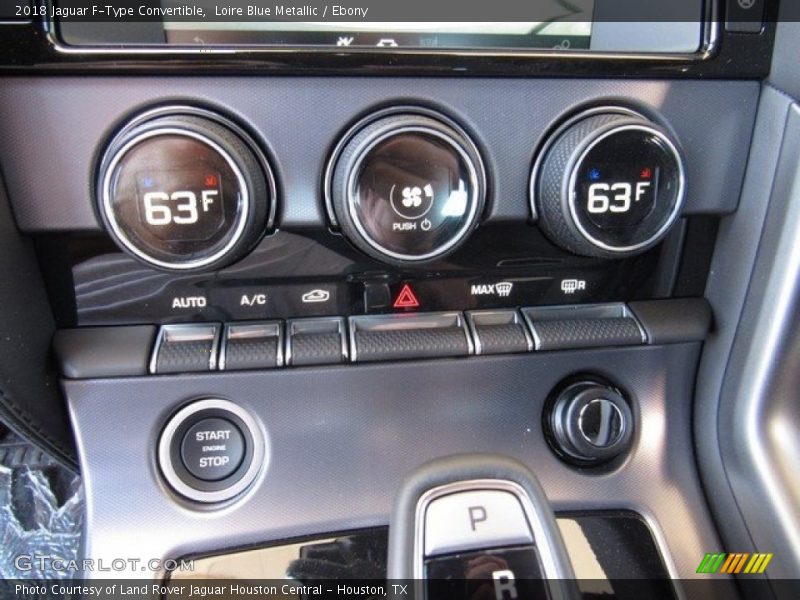 Controls of 2018 F-Type Convertible