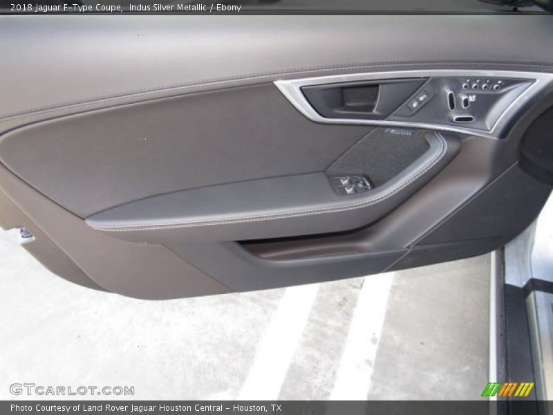 Indus Silver Metallic / Ebony 2018 Jaguar F-Type Coupe