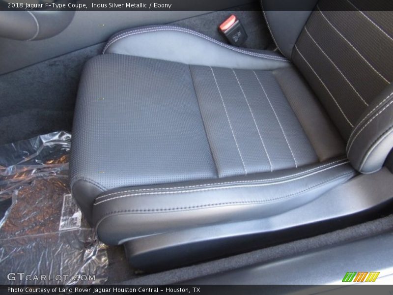 Indus Silver Metallic / Ebony 2018 Jaguar F-Type Coupe
