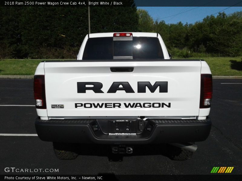 Bright White / Black 2018 Ram 2500 Power Wagon Crew Cab 4x4