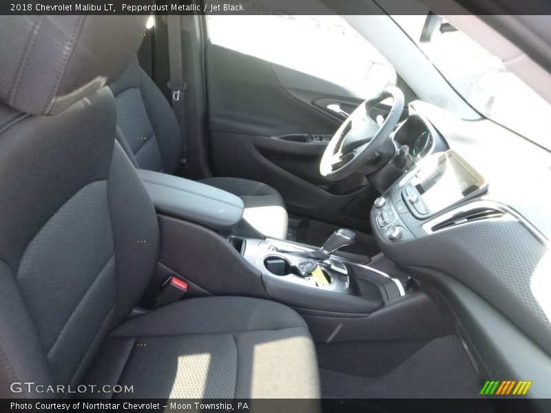 Pepperdust Metallic / Jet Black 2018 Chevrolet Malibu LT
