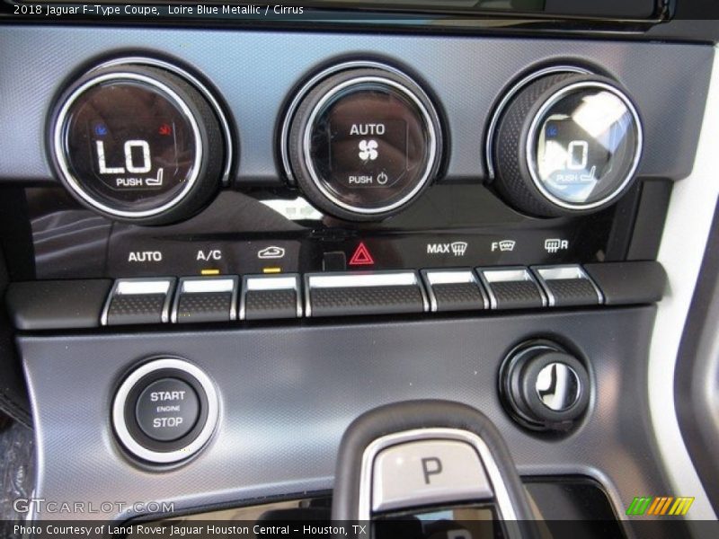 Controls of 2018 F-Type Coupe