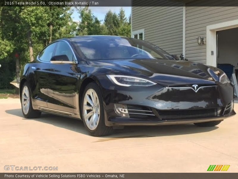 Front 3/4 View of 2016 Model S 60