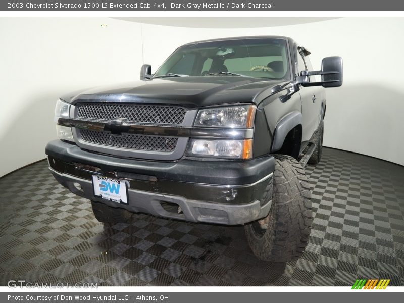 Dark Gray Metallic / Dark Charcoal 2003 Chevrolet Silverado 1500 LS Extended Cab 4x4