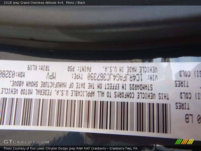 Rhino / Black 2018 Jeep Grand Cherokee Altitude 4x4