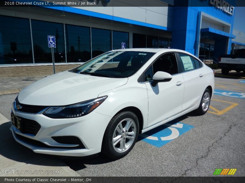 Summit White / Jet Black 2018 Chevrolet Cruze LT