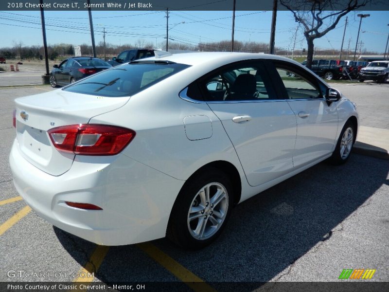Summit White / Jet Black 2018 Chevrolet Cruze LT