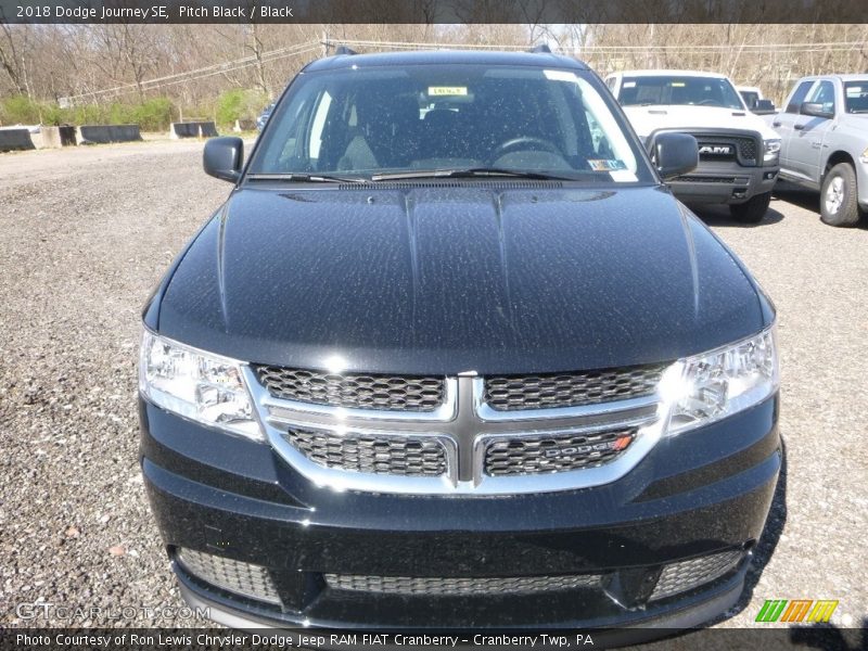 Pitch Black / Black 2018 Dodge Journey SE