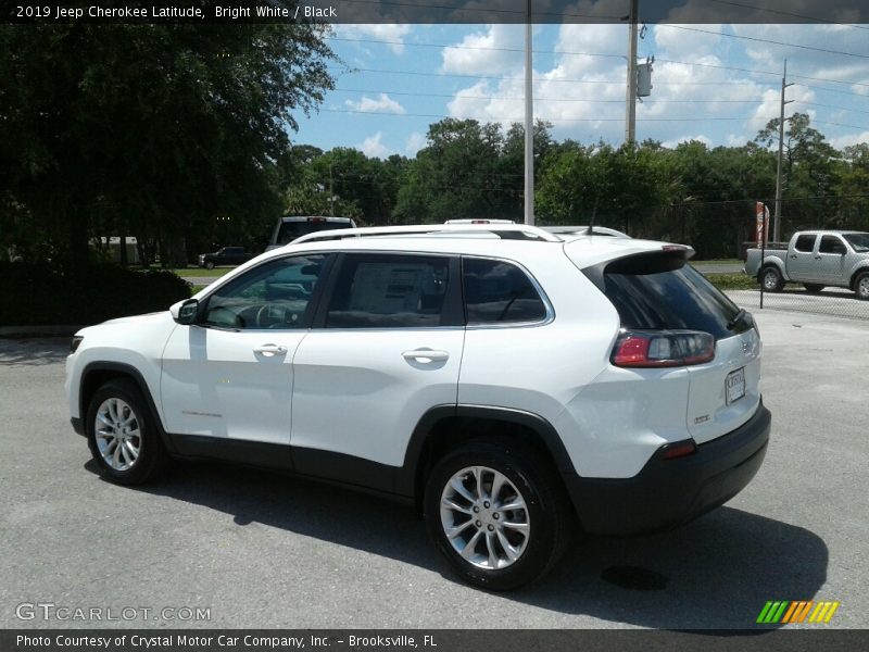 Bright White / Black 2019 Jeep Cherokee Latitude