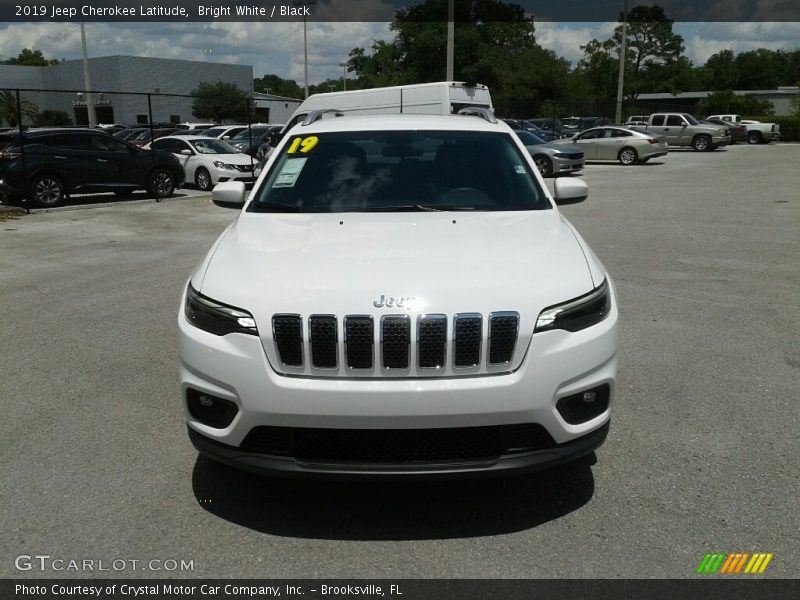 Bright White / Black 2019 Jeep Cherokee Latitude