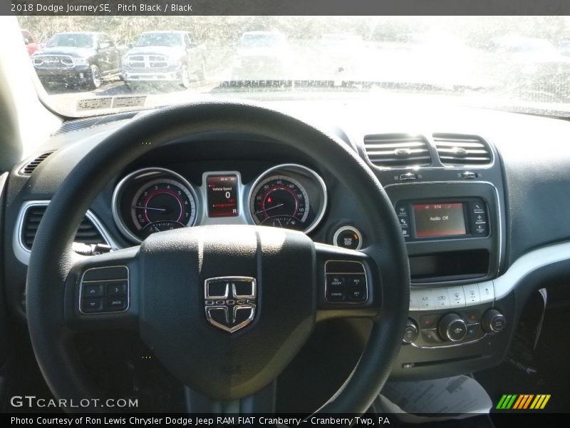 Pitch Black / Black 2018 Dodge Journey SE
