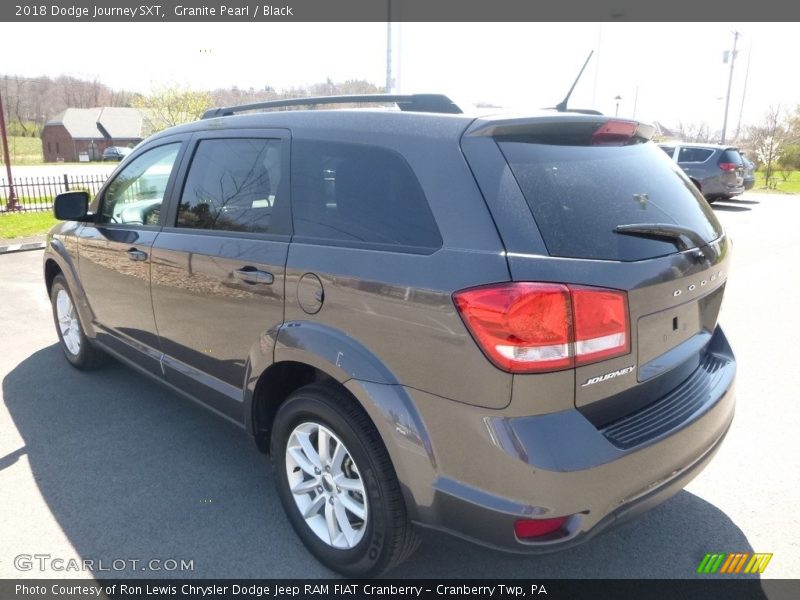 Granite Pearl / Black 2018 Dodge Journey SXT