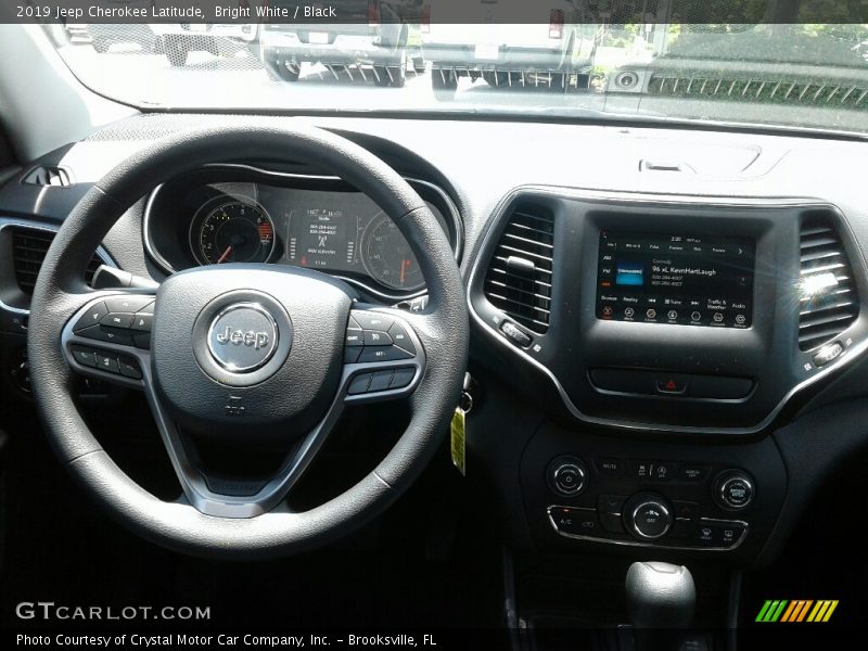 Bright White / Black 2019 Jeep Cherokee Latitude