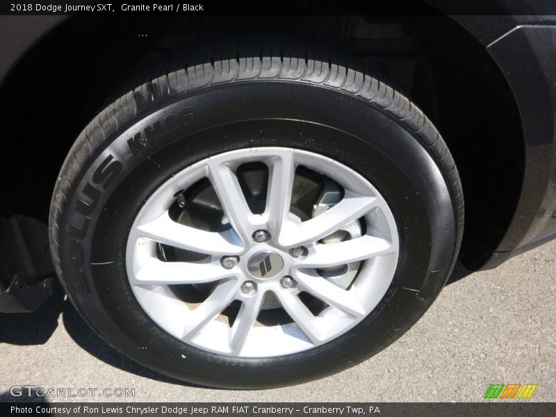 Granite Pearl / Black 2018 Dodge Journey SXT