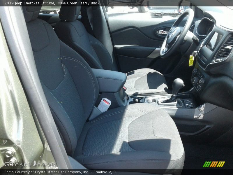 Olive Green Pearl / Black 2019 Jeep Cherokee Latitude