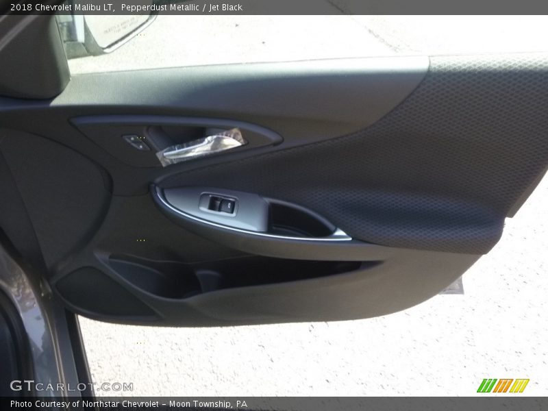 Pepperdust Metallic / Jet Black 2018 Chevrolet Malibu LT