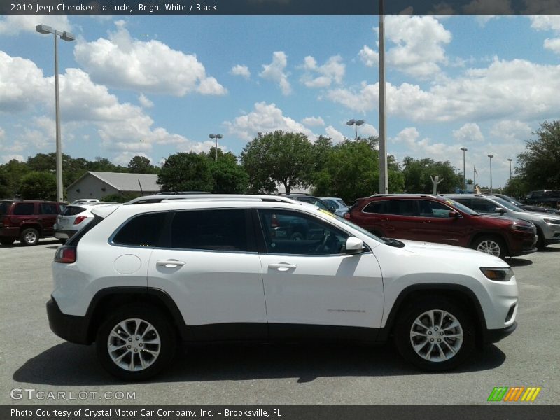 Bright White / Black 2019 Jeep Cherokee Latitude