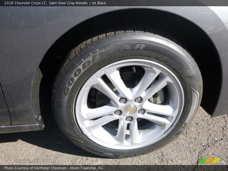 Satin Steel Gray Metallic / Jet Black 2018 Chevrolet Cruze LT