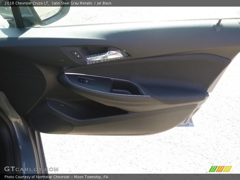Satin Steel Gray Metallic / Jet Black 2018 Chevrolet Cruze LT