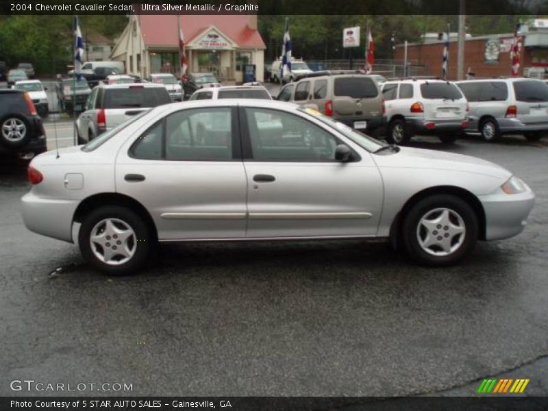 Ultra Silver Metallic / Graphite 2004 Chevrolet Cavalier Sedan