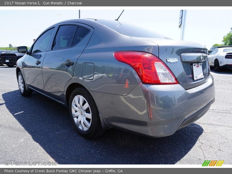 Gun Metallic / Charcoal 2017 Nissan Versa S