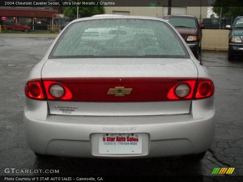 Ultra Silver Metallic / Graphite 2004 Chevrolet Cavalier Sedan
