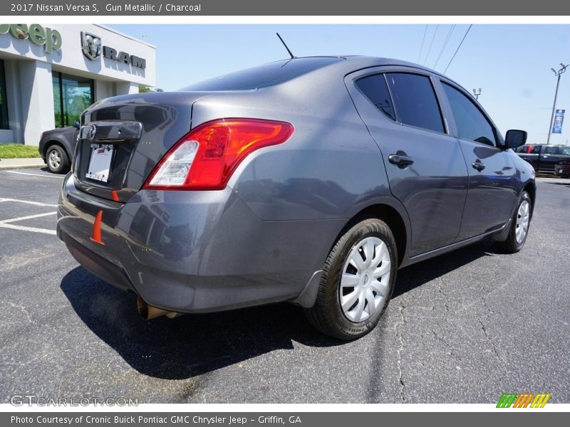 Gun Metallic / Charcoal 2017 Nissan Versa S